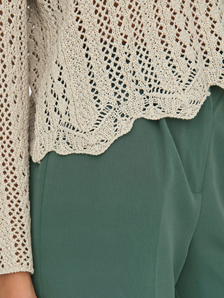 F_15233173_M_4204629_Detail_1