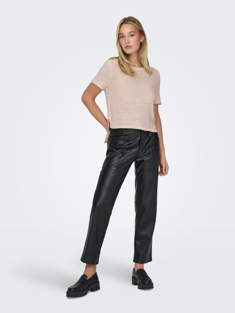 F_15254282_M_4270899_Front Full