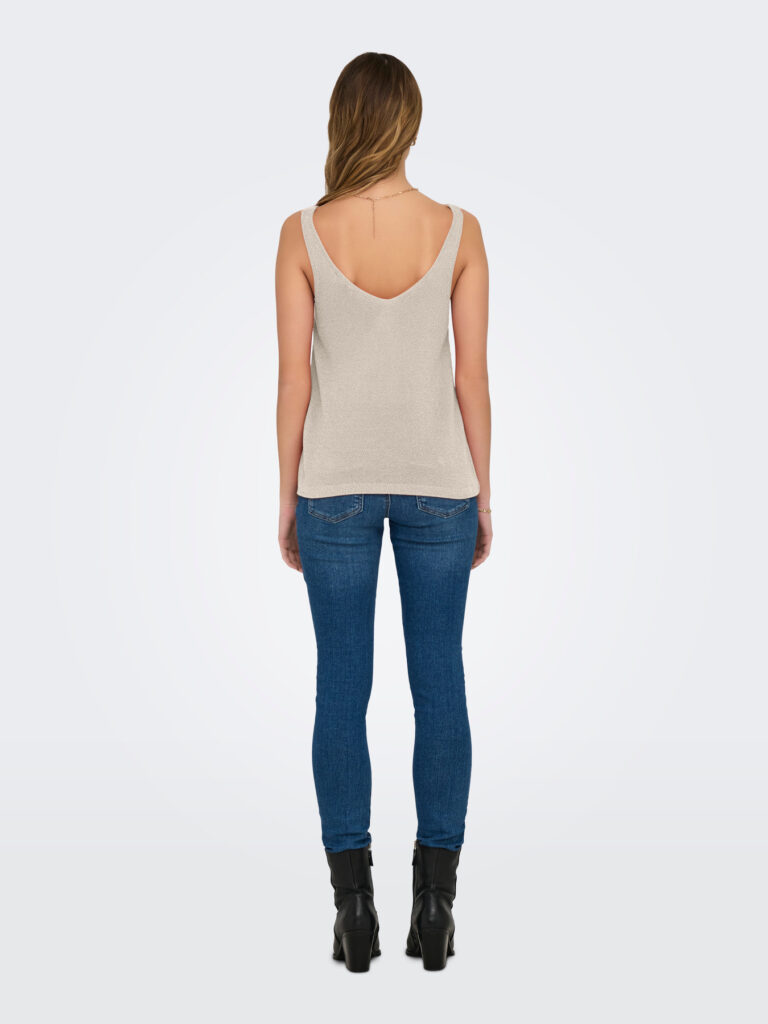 F_15315036_M_4443781_Back_1