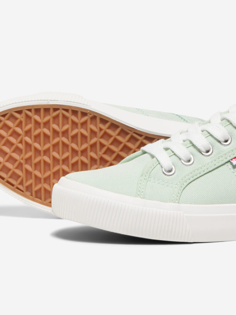 F_15318098_M_4951346_Detail