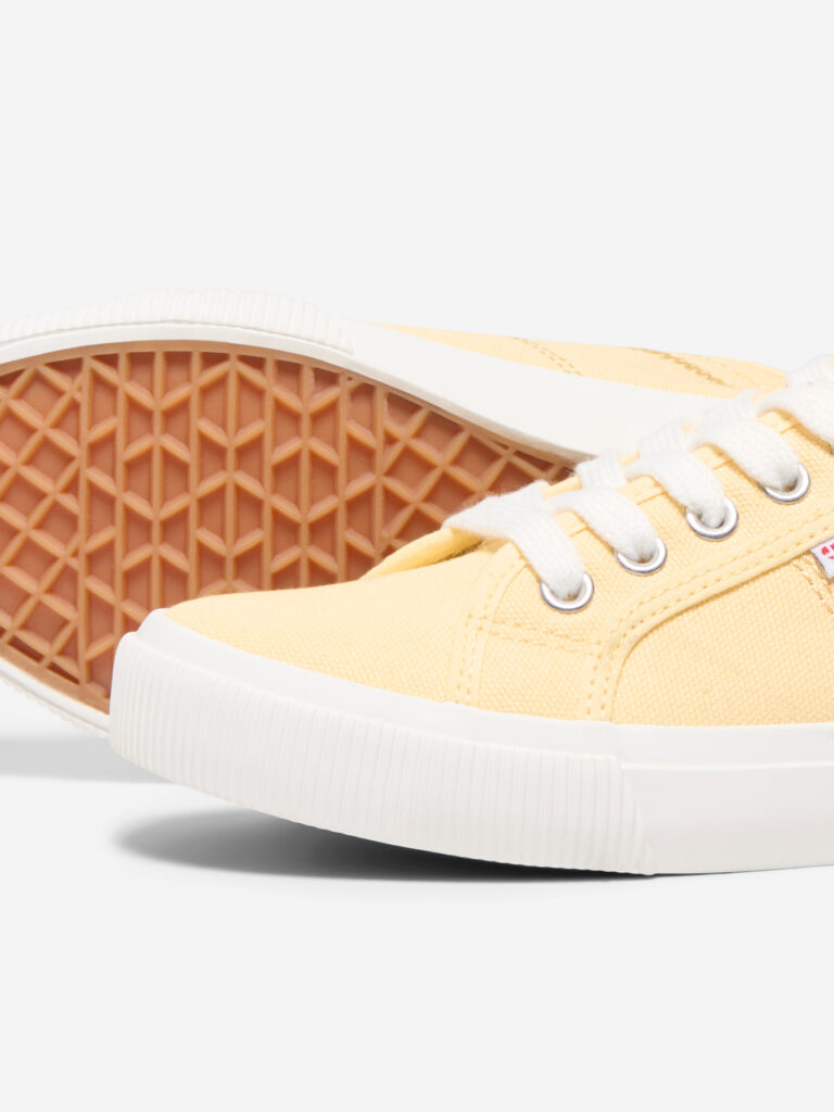 F_15318098_M_4951347_Detail