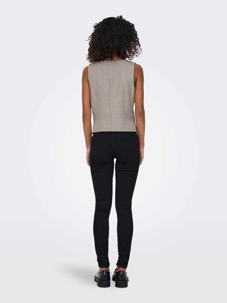 F_15336753_M_4633901_Back_1