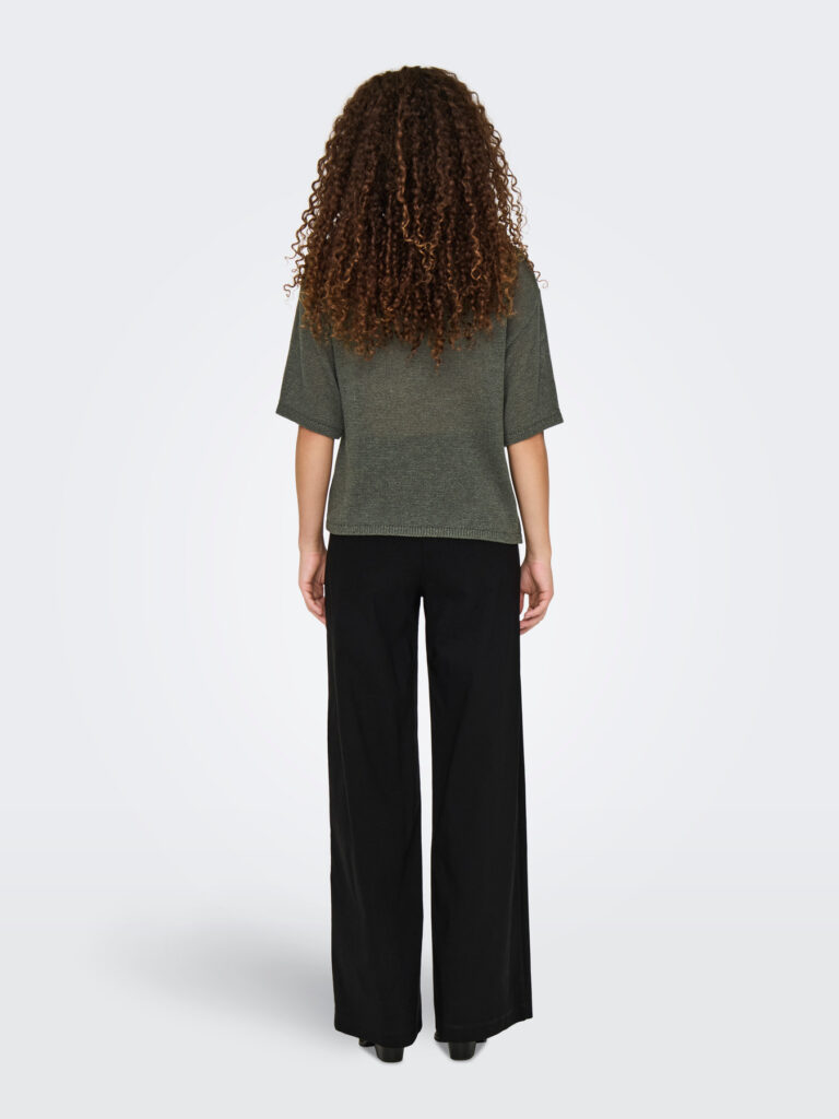 F_15338351_M_4678815_Back_1