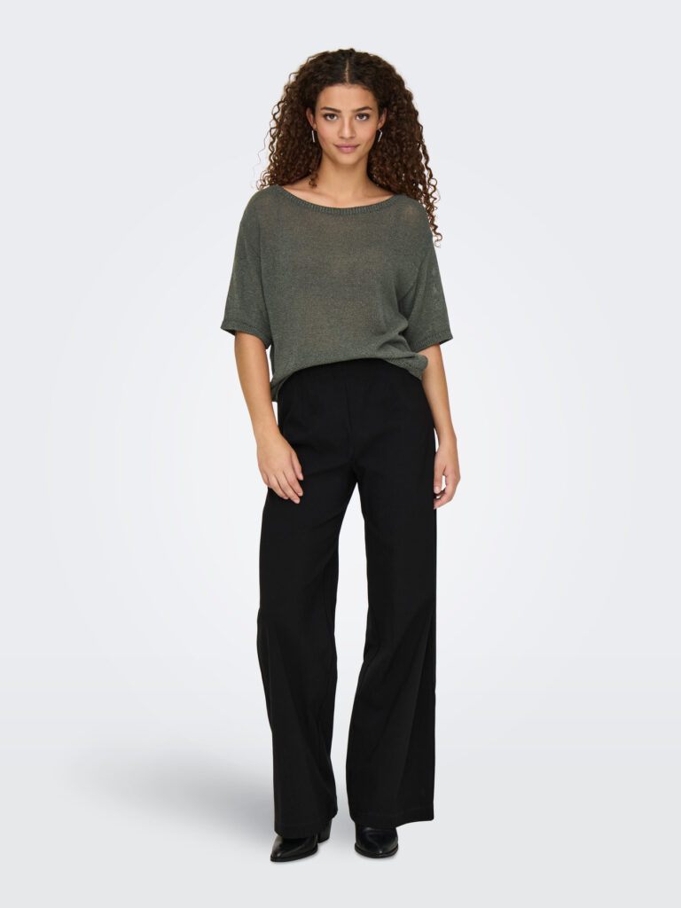 F_15338351_M_4678815_Front Full