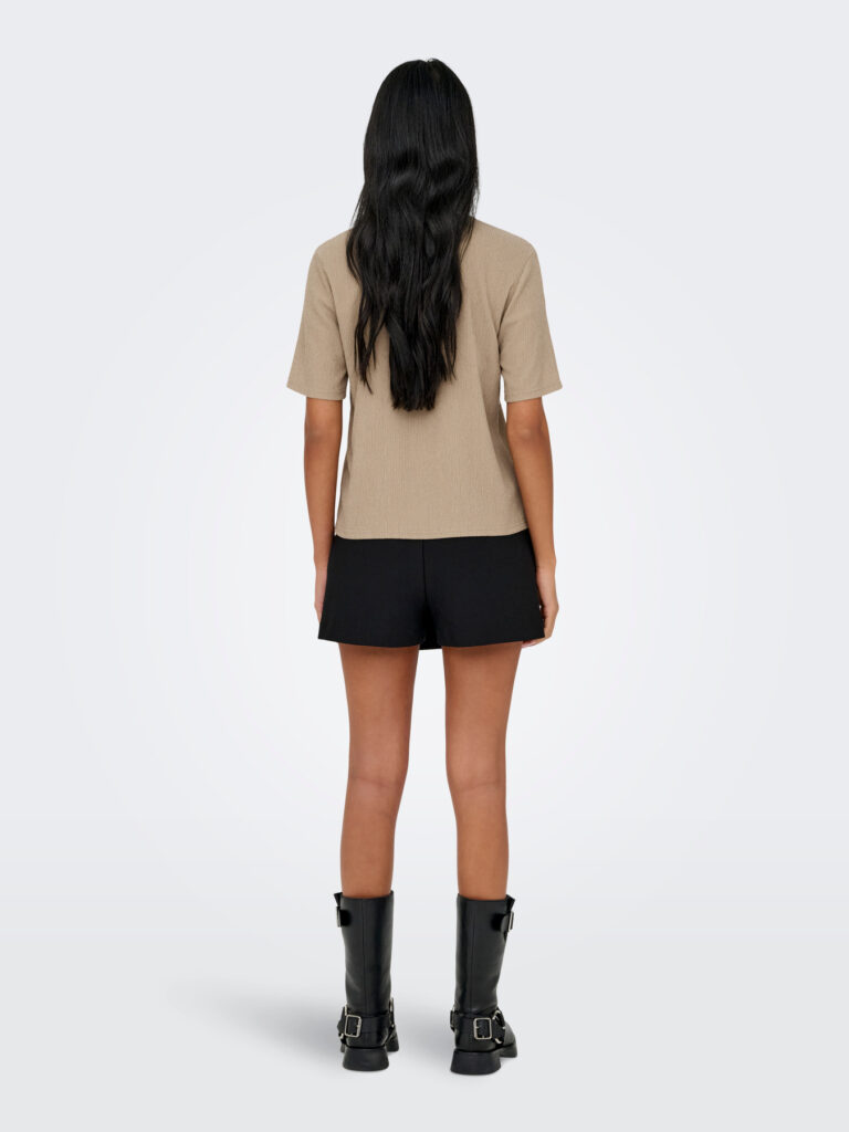 F_15352944_M_4912748_Back_1