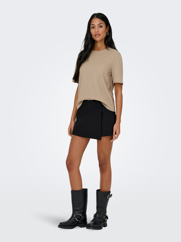 F_15352944_M_4912748_Front Full