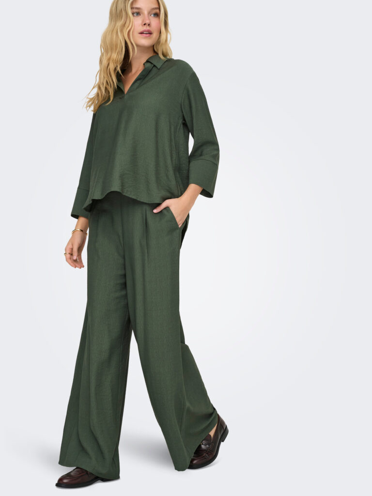 F_15363376_M_4907273_Detail