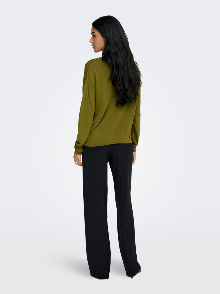 F_15363546_M_4906597_Back_1