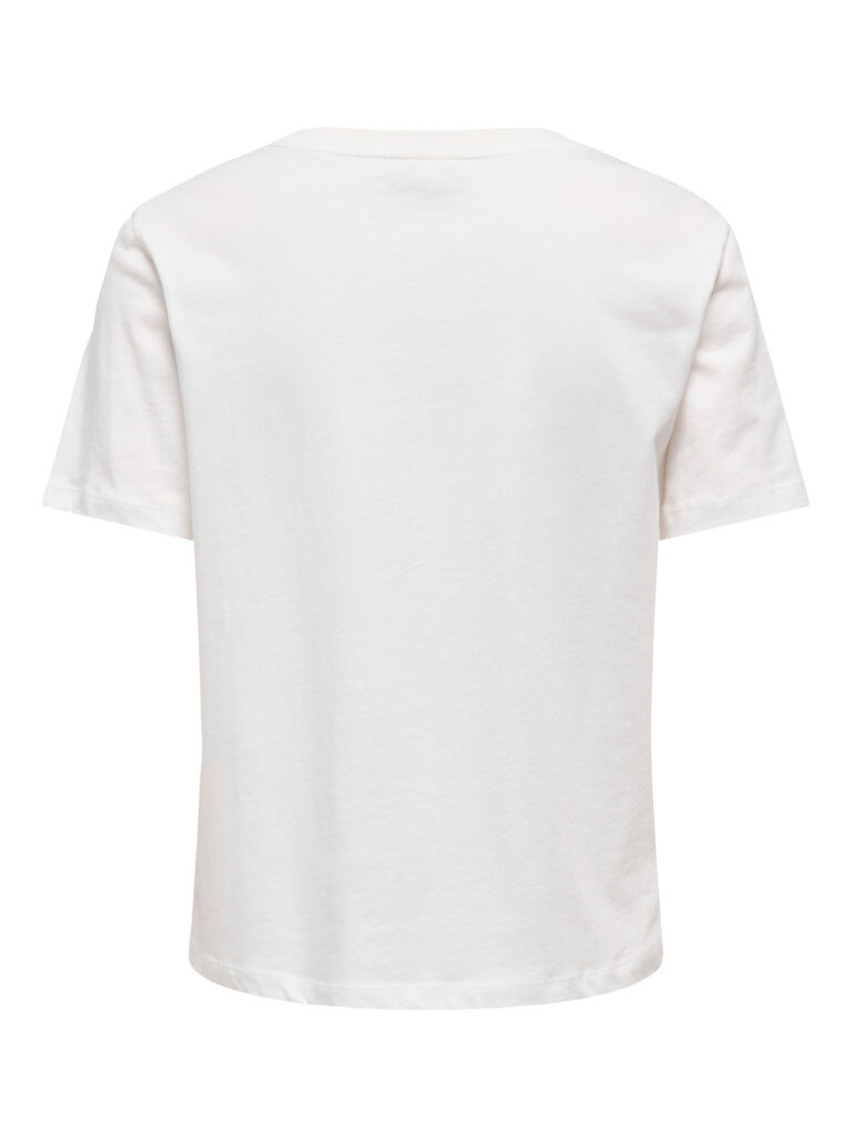 15372457.white.008