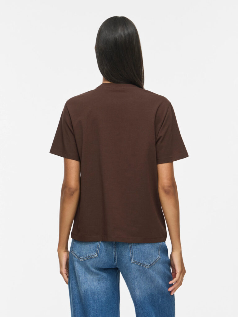 14103448.brown.003