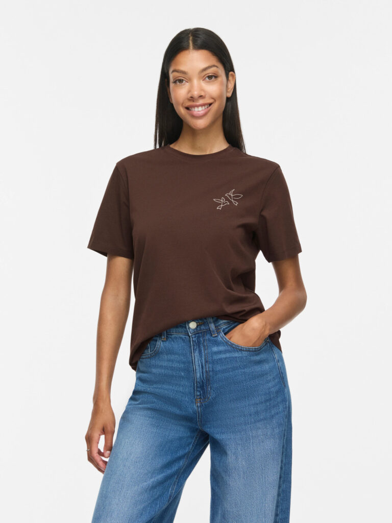 14103448.brown.006