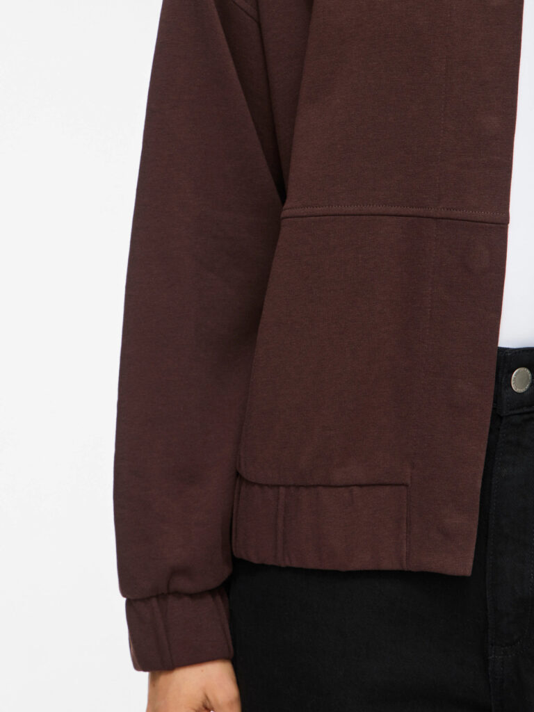 14116691.brown.005